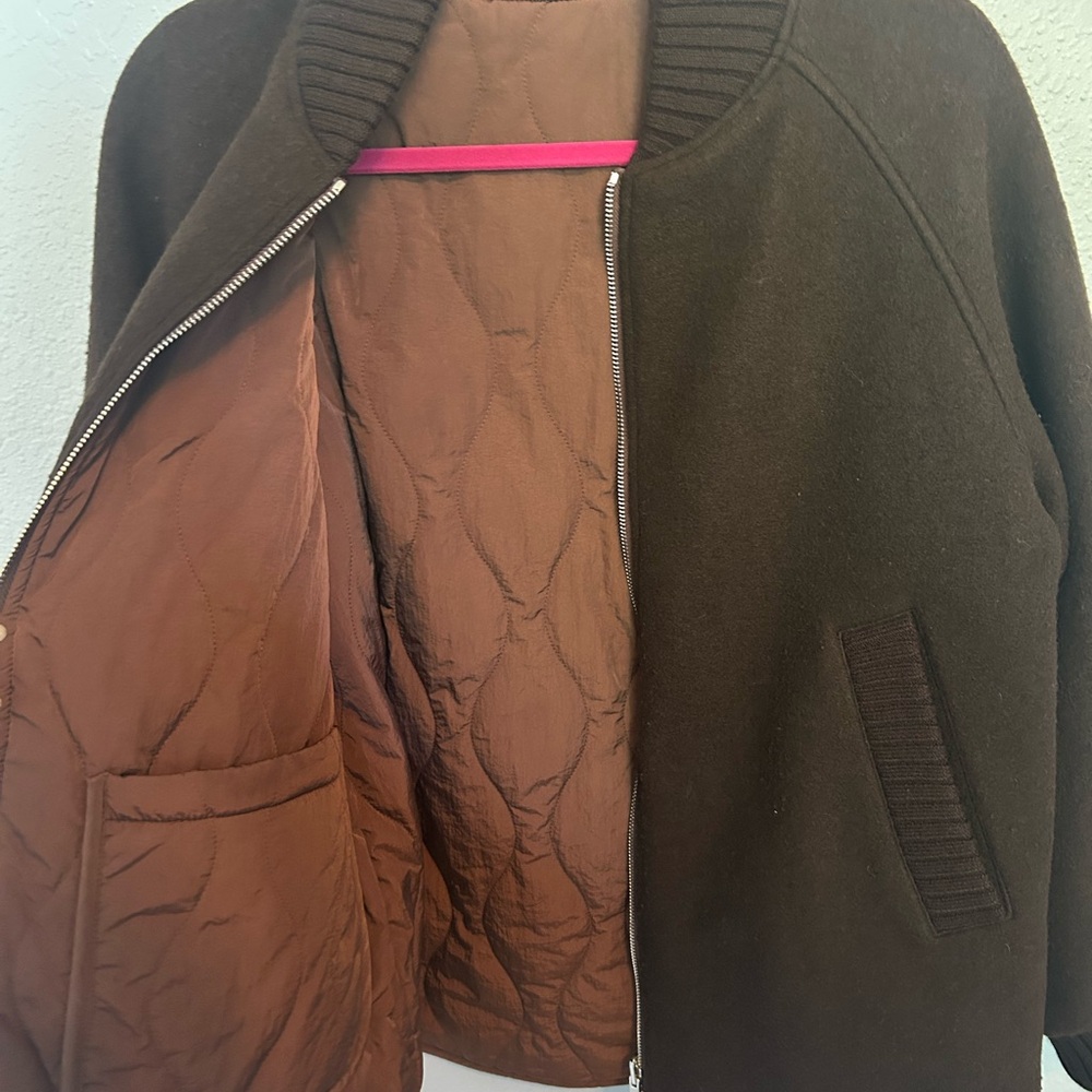 Varley Reno reversible jacket - Picture 8 of 8